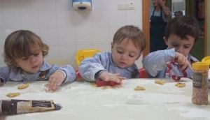 Dando formas a nuestras galletas navideñas 